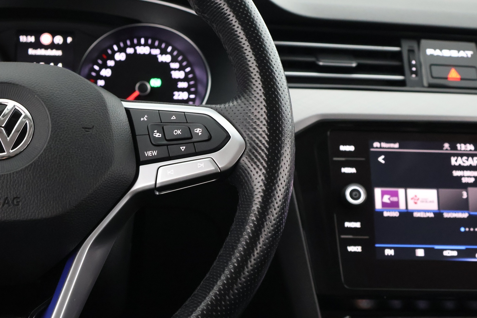 VOLKSWAGEN Passat 2020