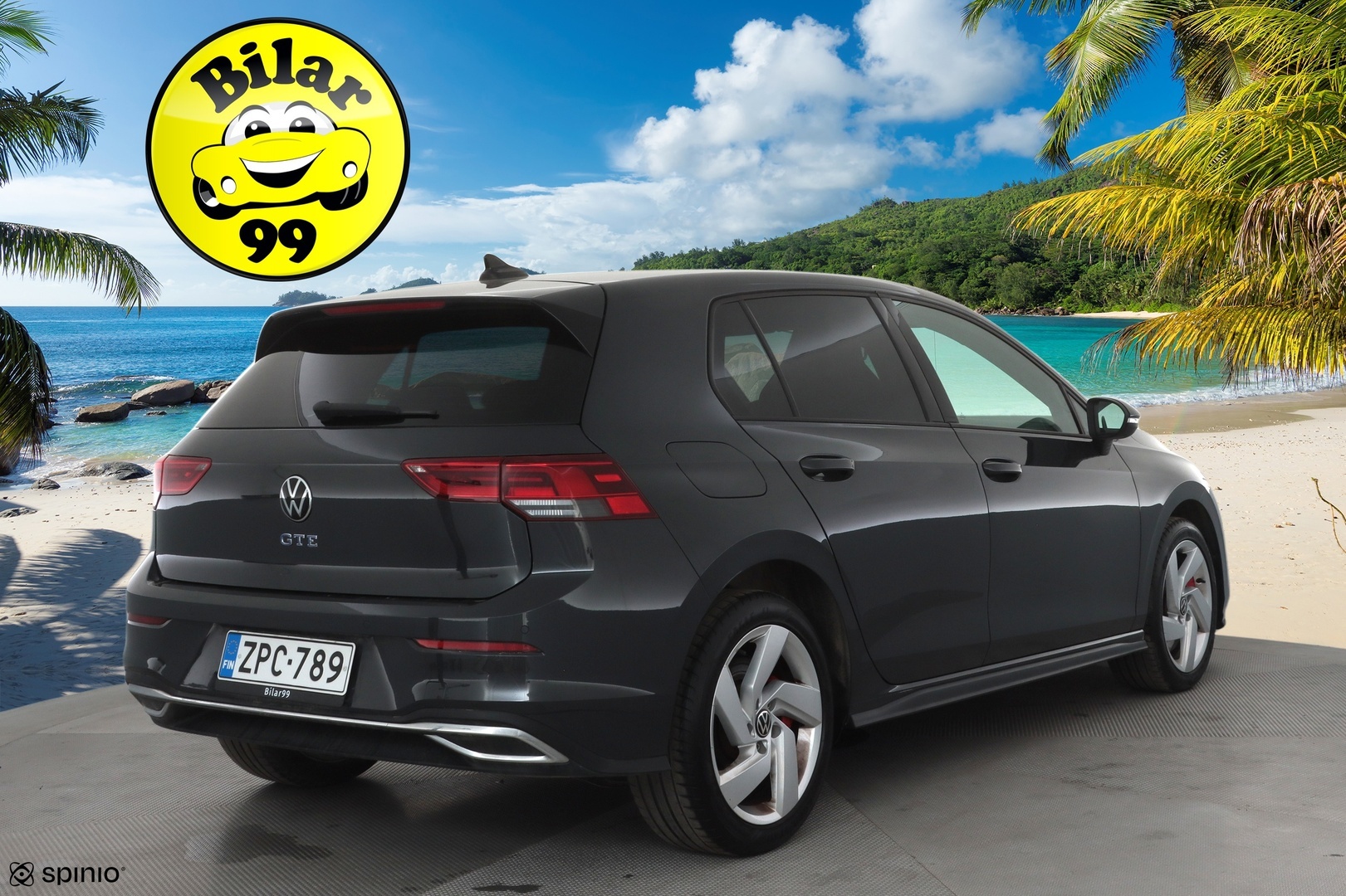 VOLKSWAGEN Golf 2023