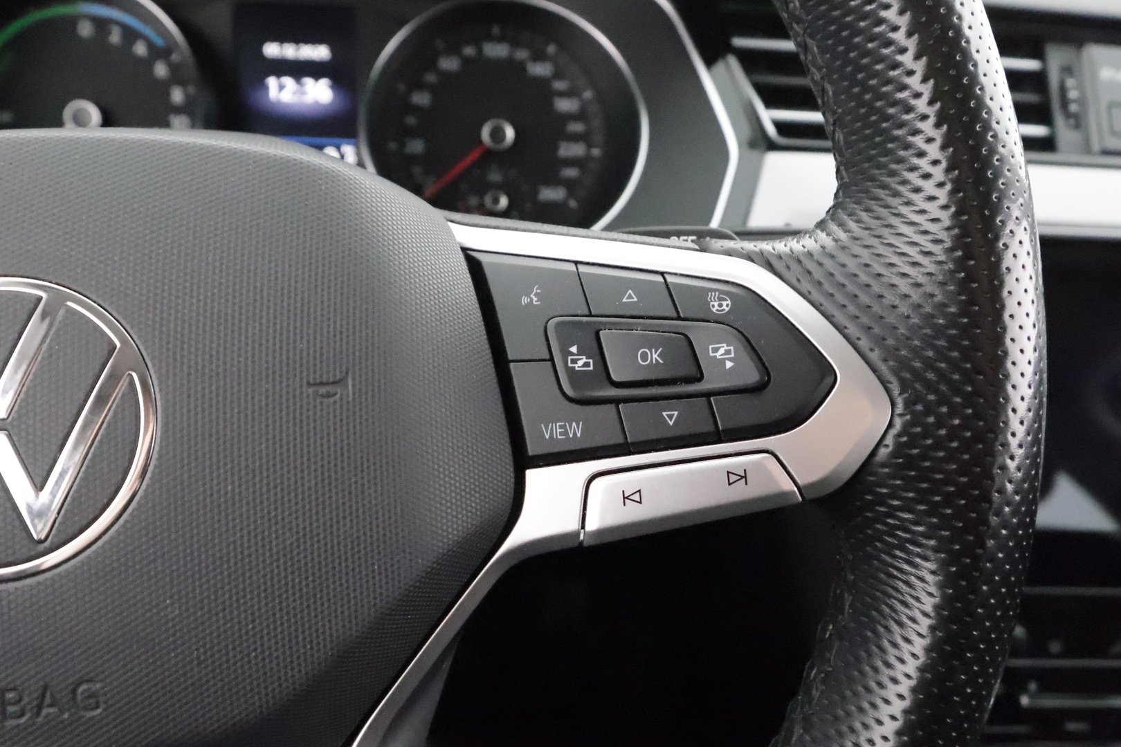 VOLKSWAGEN Passat 2021