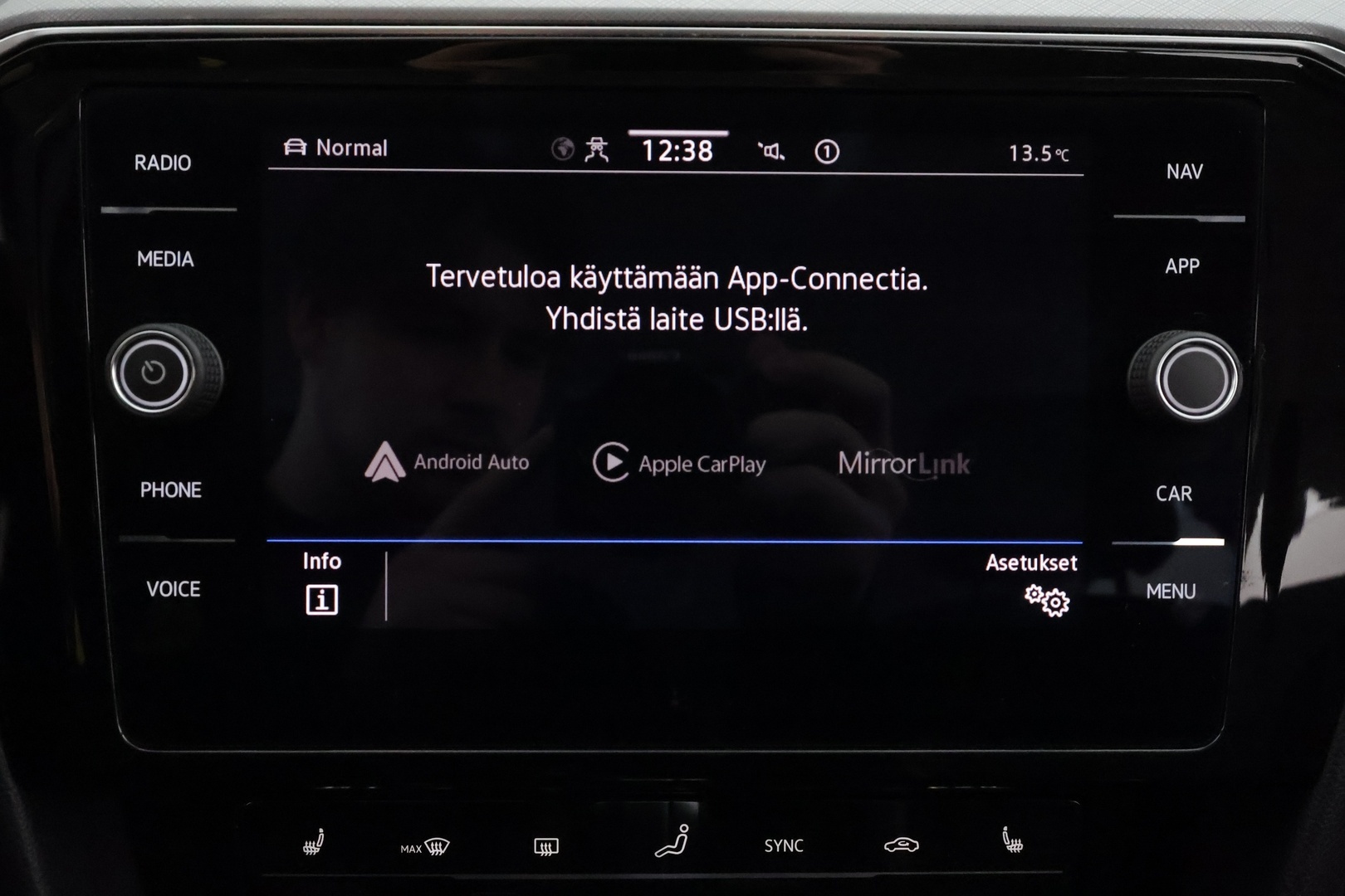 VOLKSWAGEN Passat 2021