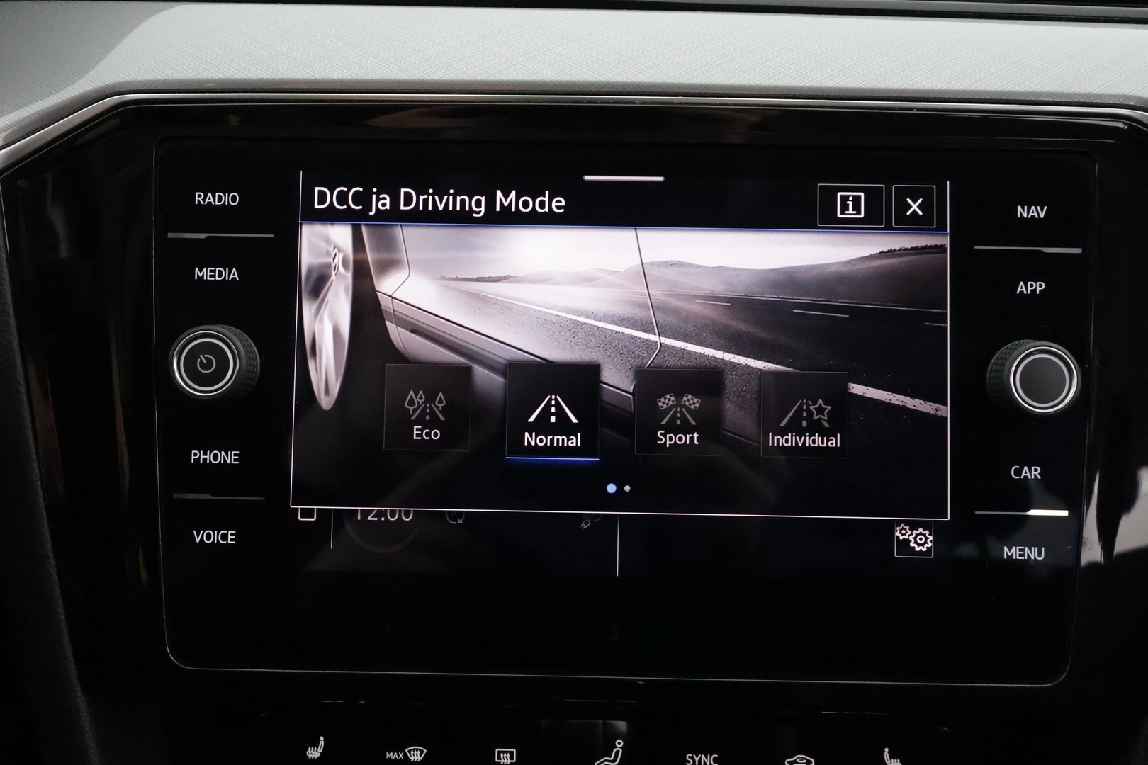 VOLKSWAGEN Passat 2021