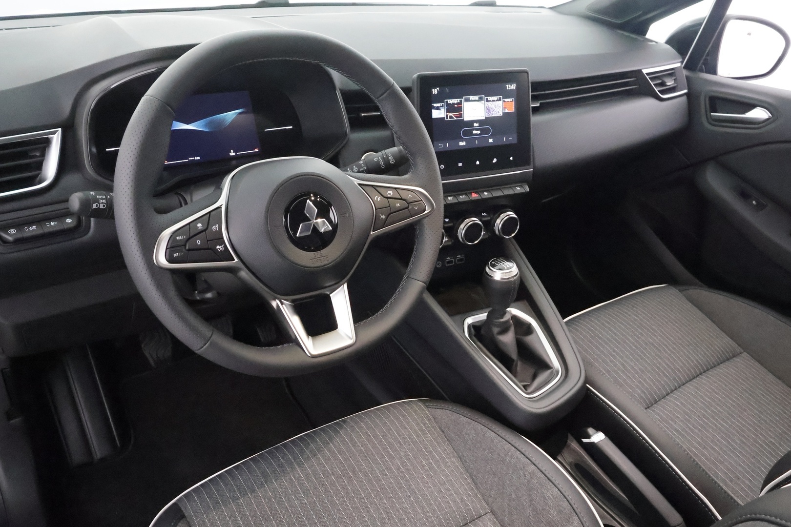 MITSUBISHI Colt 2026