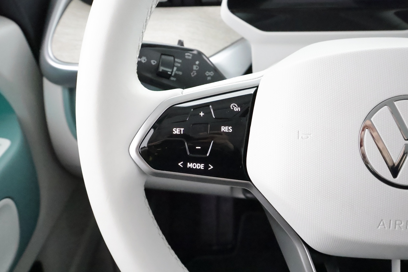 VOLKSWAGEN ID. Buzz 2023