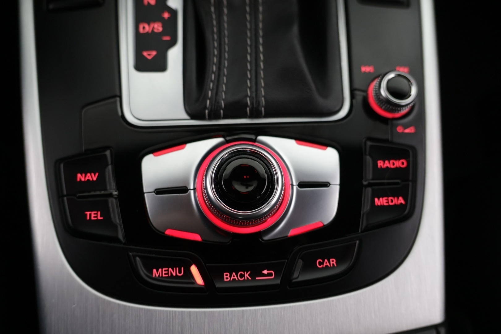 AUDI A4 2012