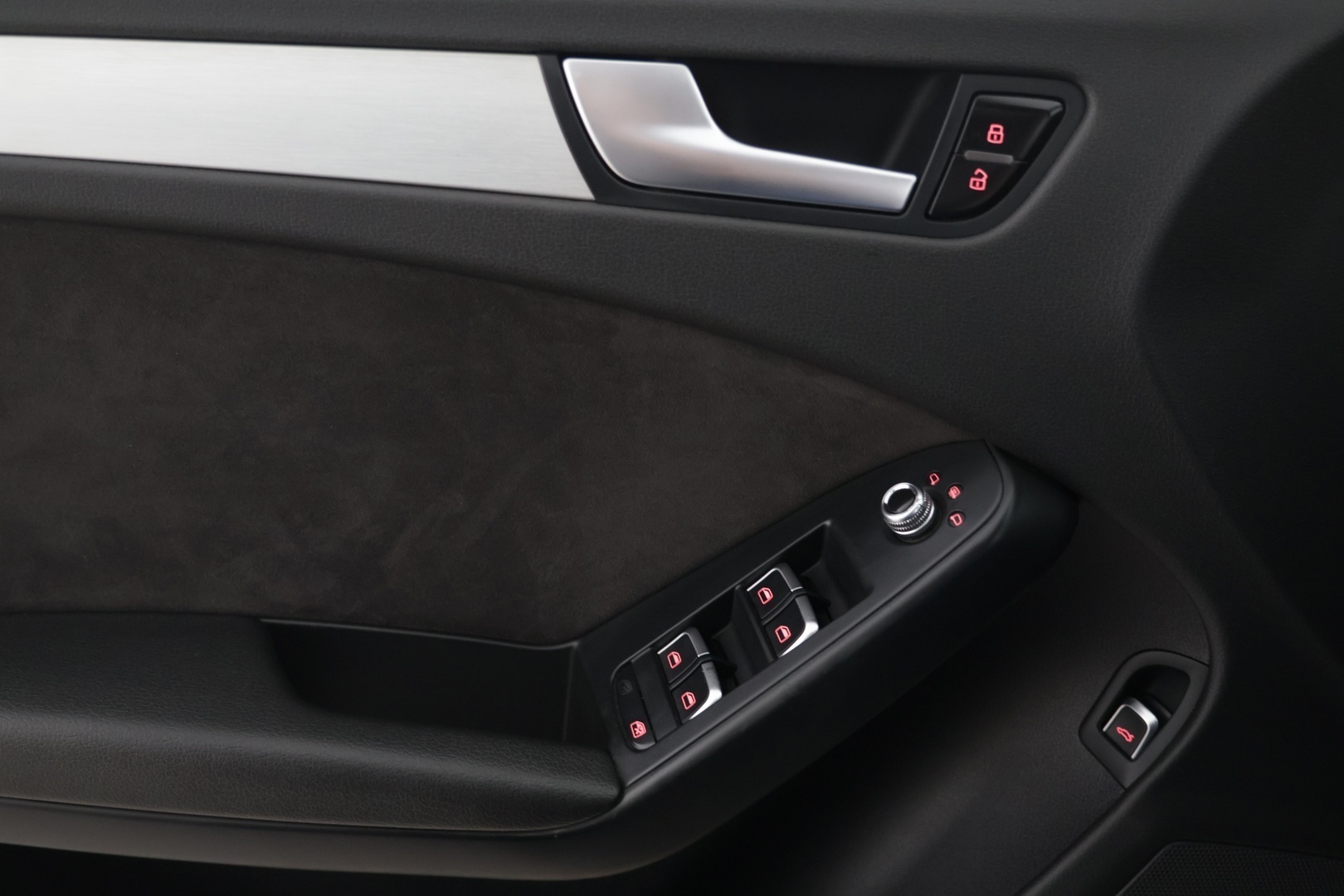 AUDI A4 2012