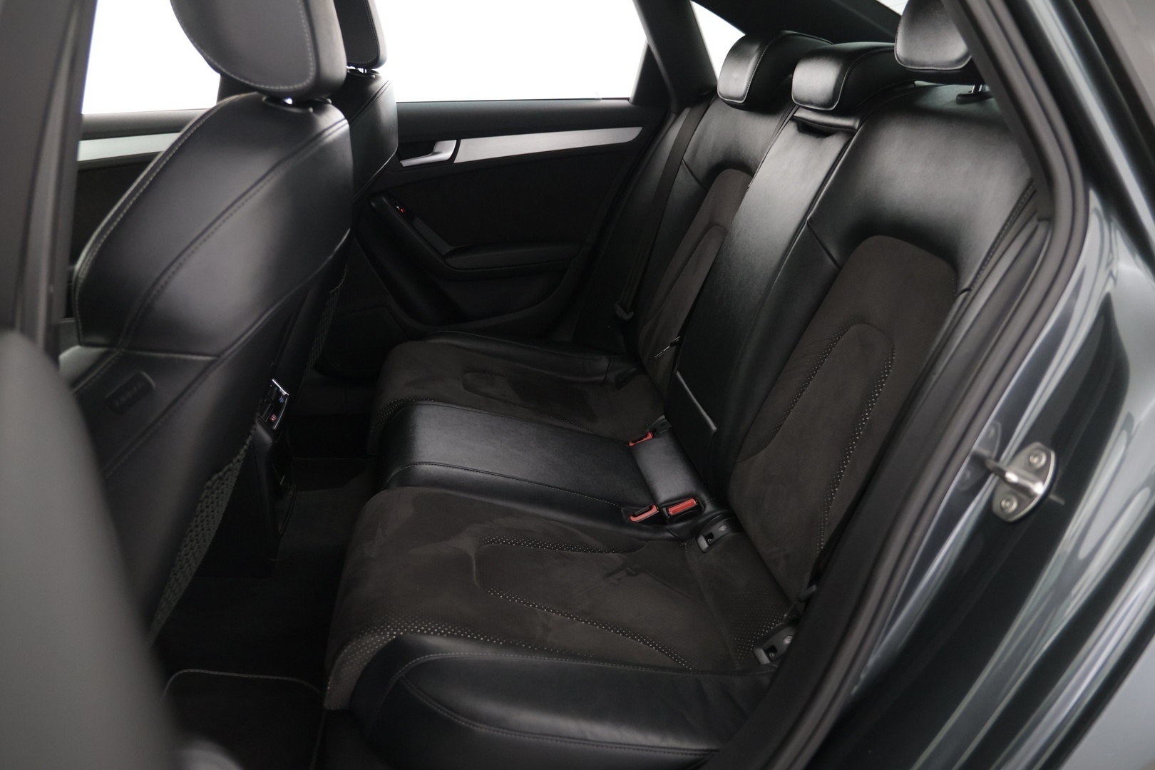 AUDI A4 2012
