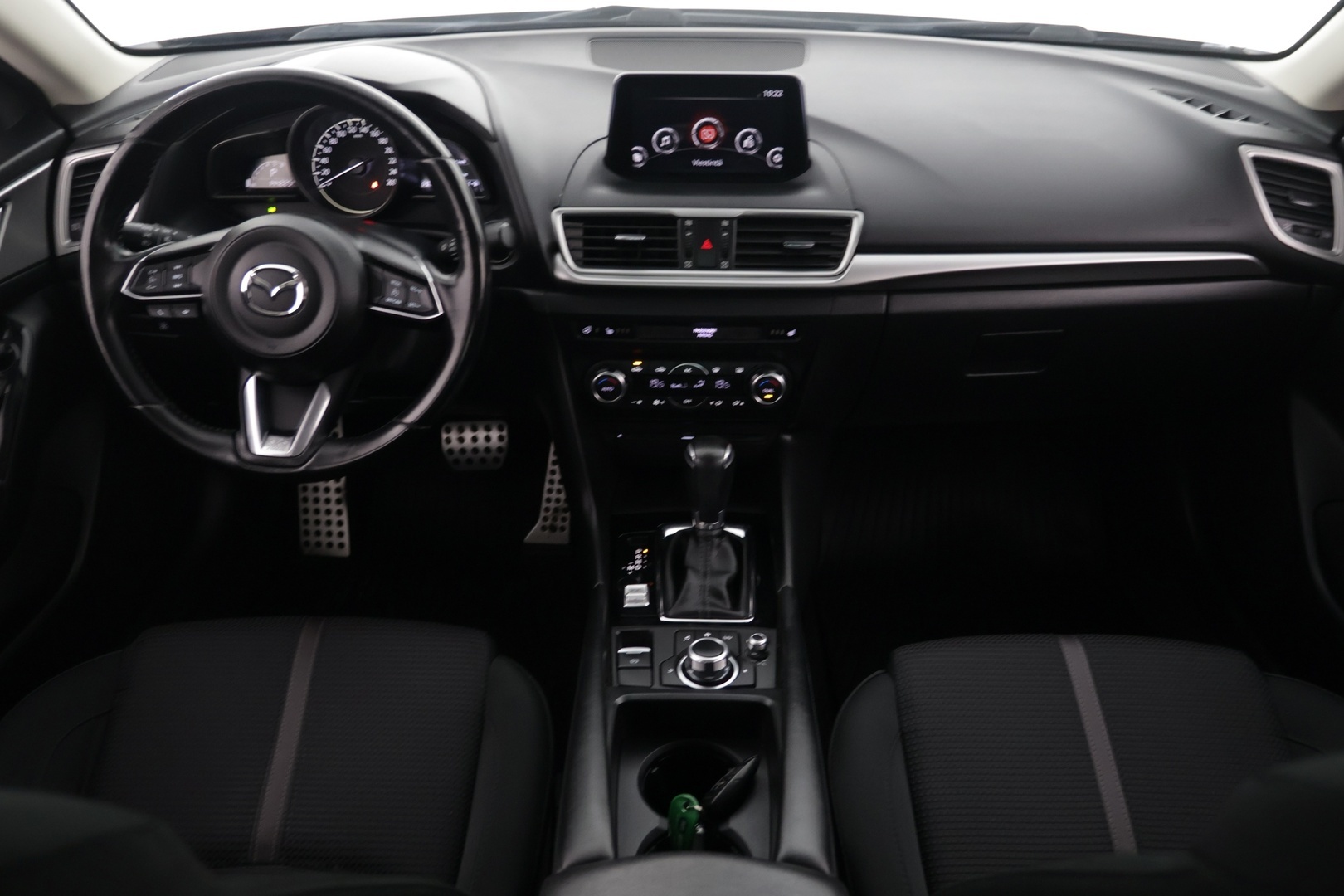 MAZDA 3 2017