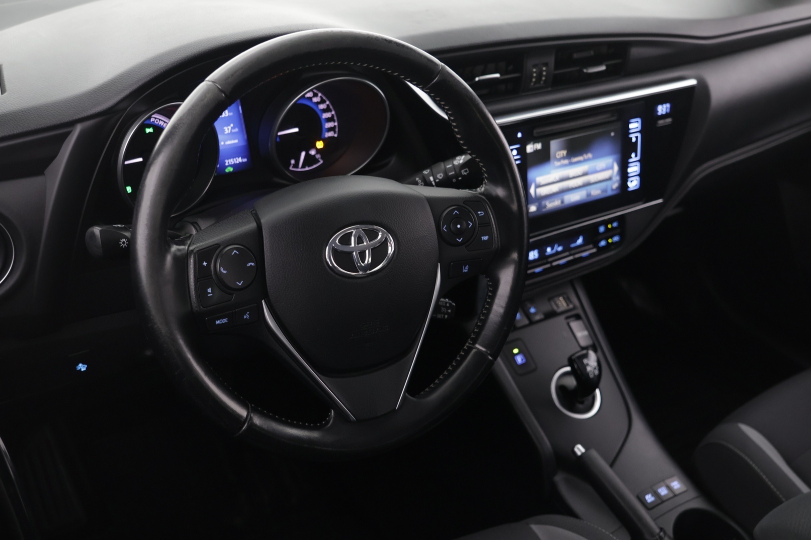 TOYOTA Auris 2017