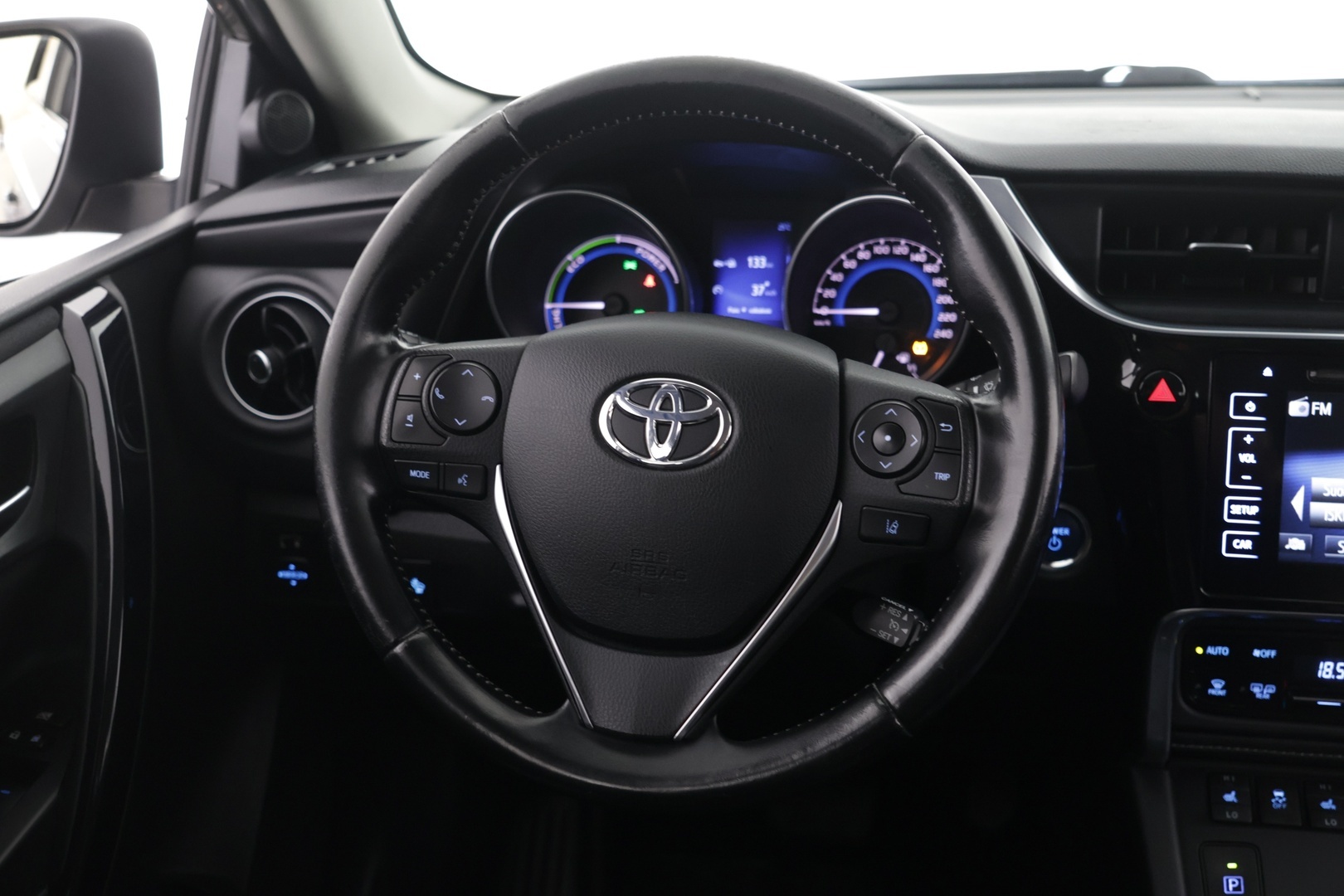TOYOTA Auris 2017