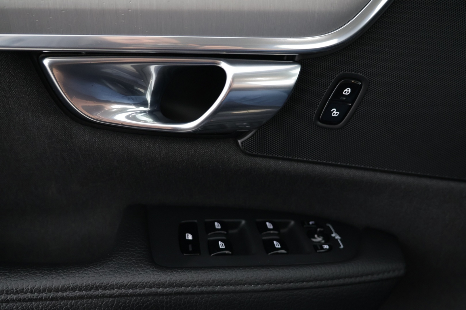 VOLVO S90 2019