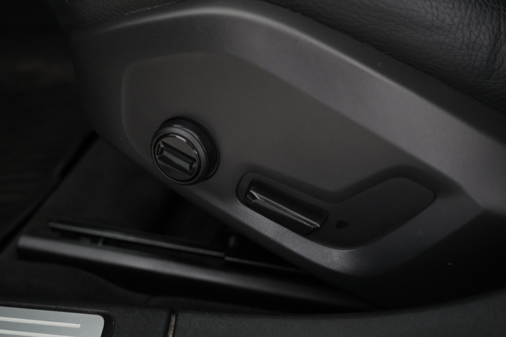 VOLVO S90 2019