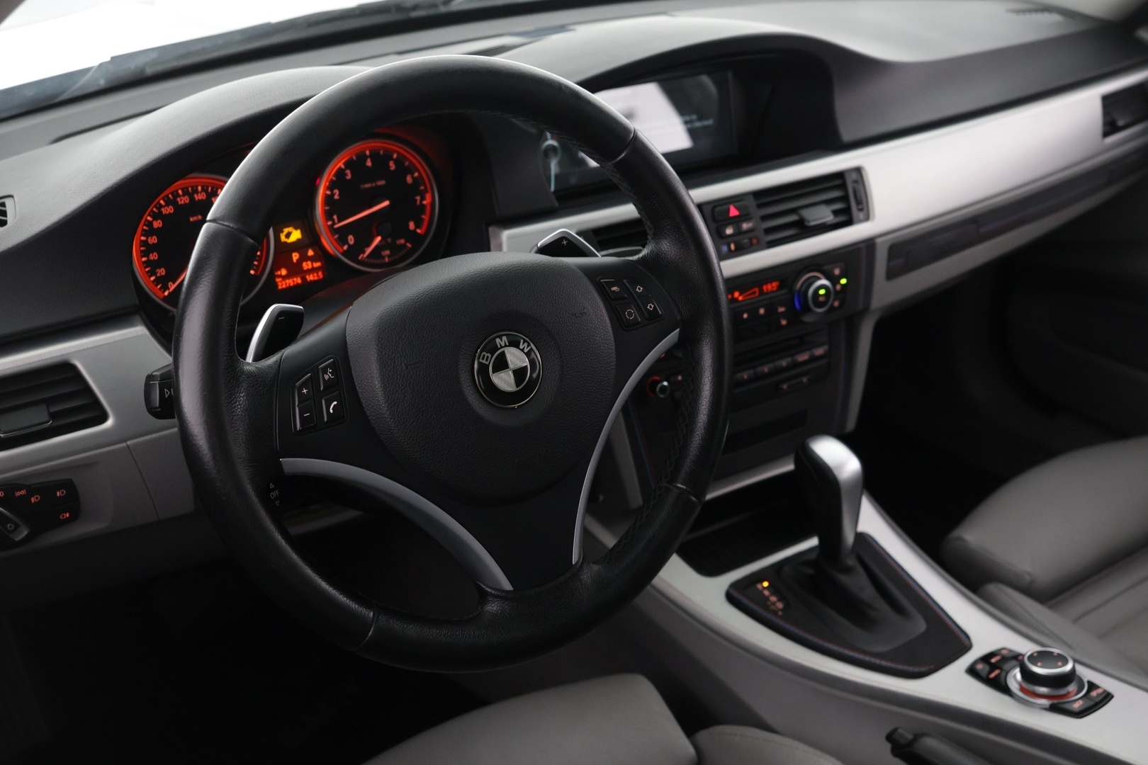 BMW 335 2011