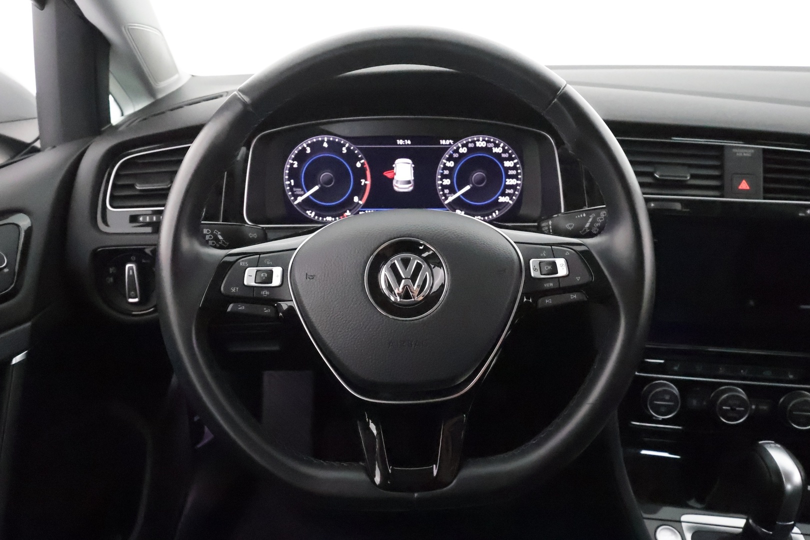 VOLKSWAGEN Golf 2019