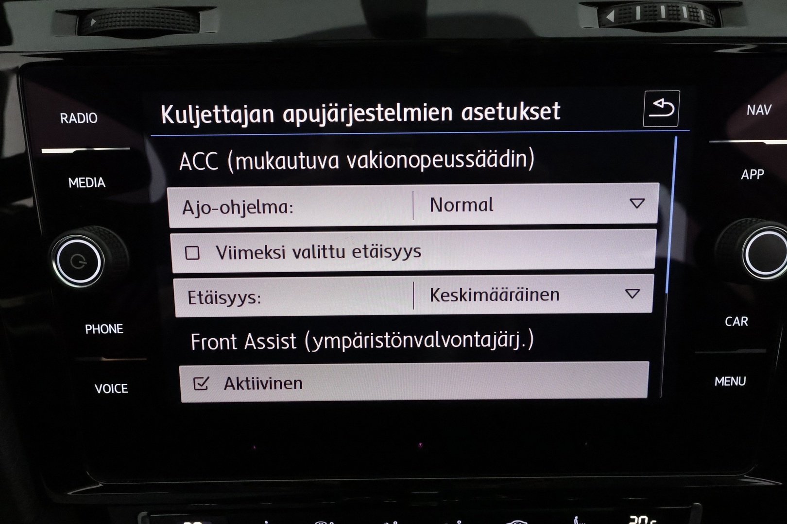 VOLKSWAGEN Golf 2019