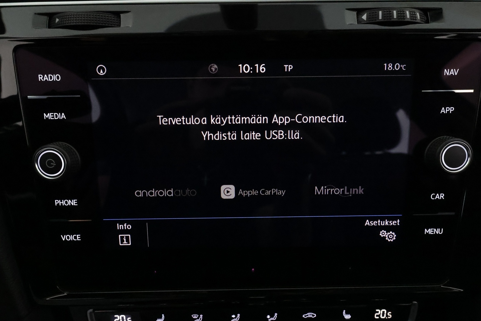 VOLKSWAGEN Golf 2019