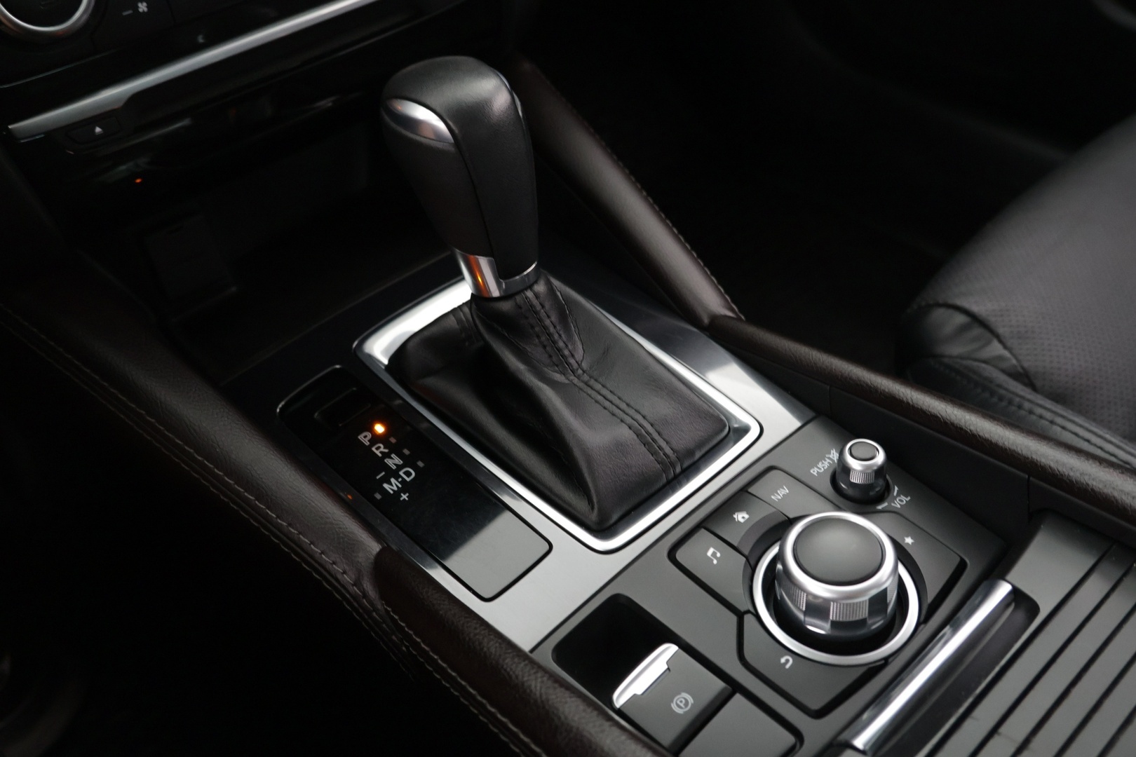 MAZDA Mazda6 2017