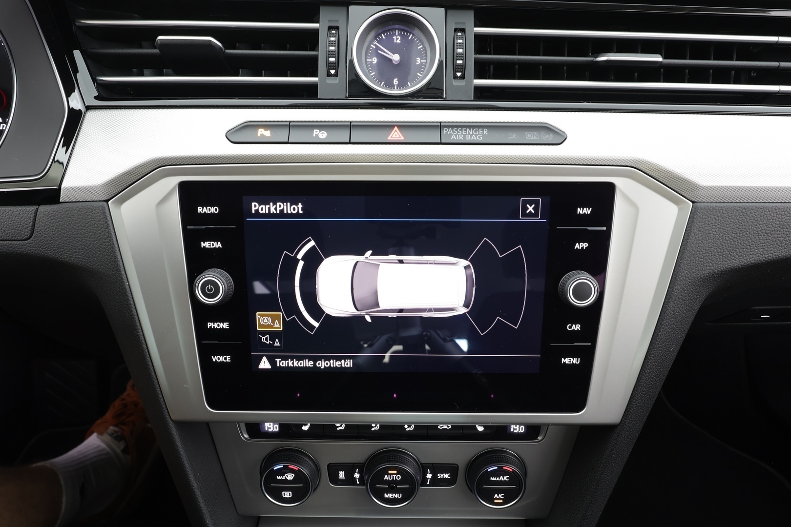 VOLKSWAGEN Passat 2019