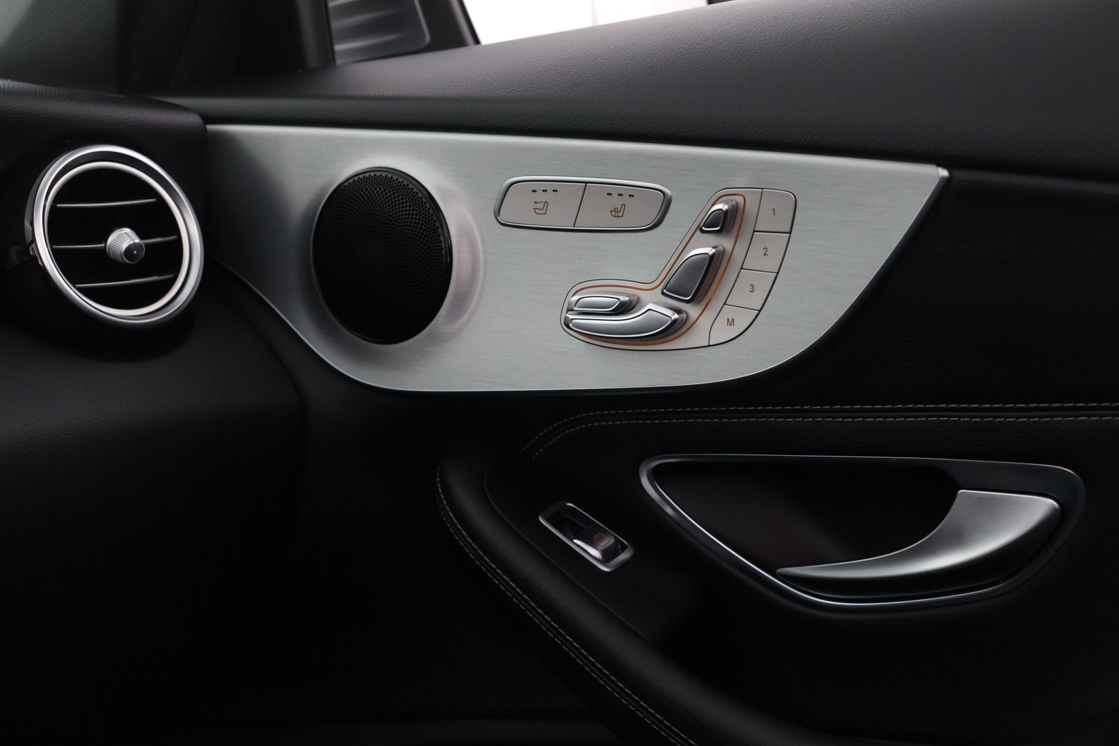 MERCEDES-BENZ C 2017