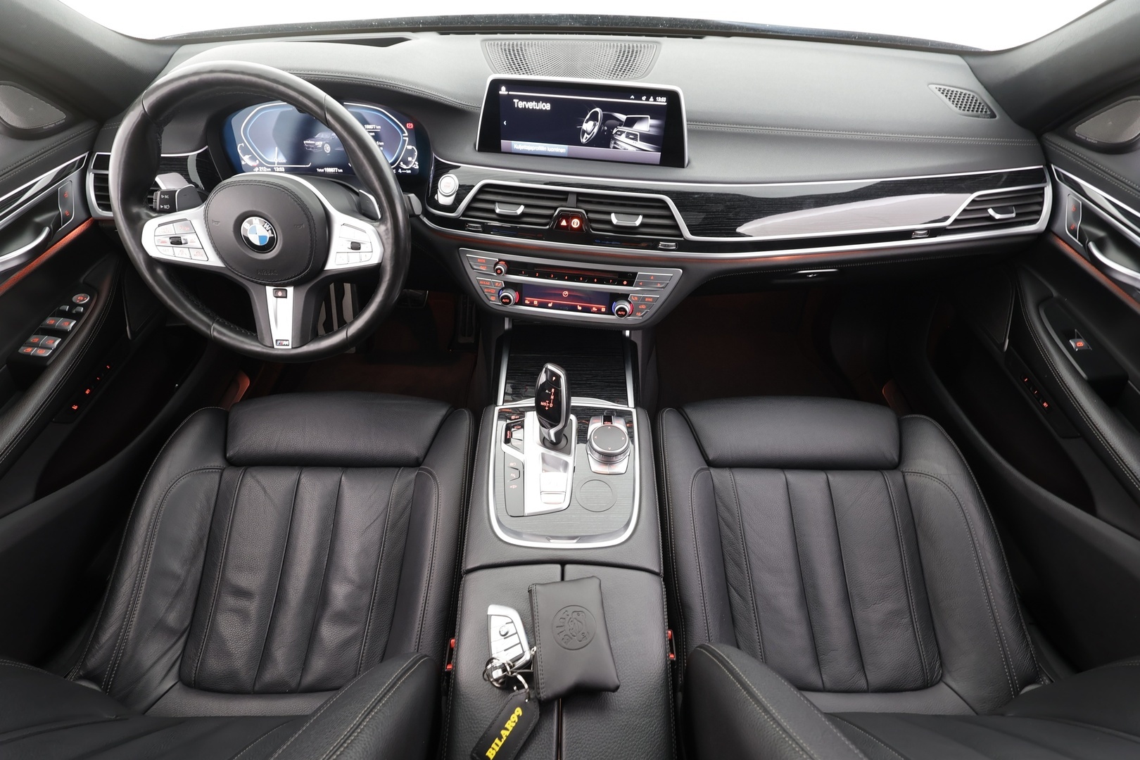 BMW 745 2020