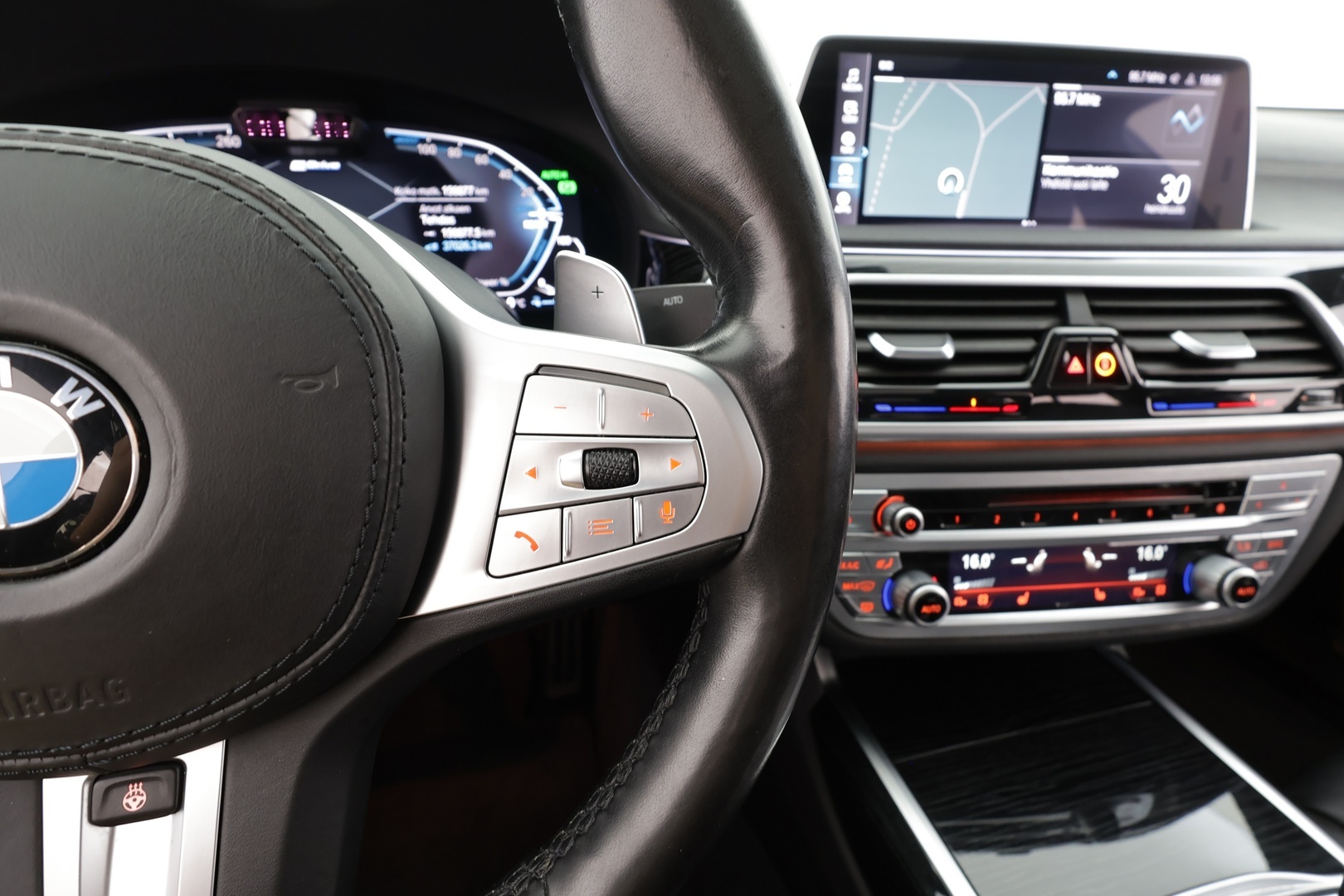 BMW 745 2020