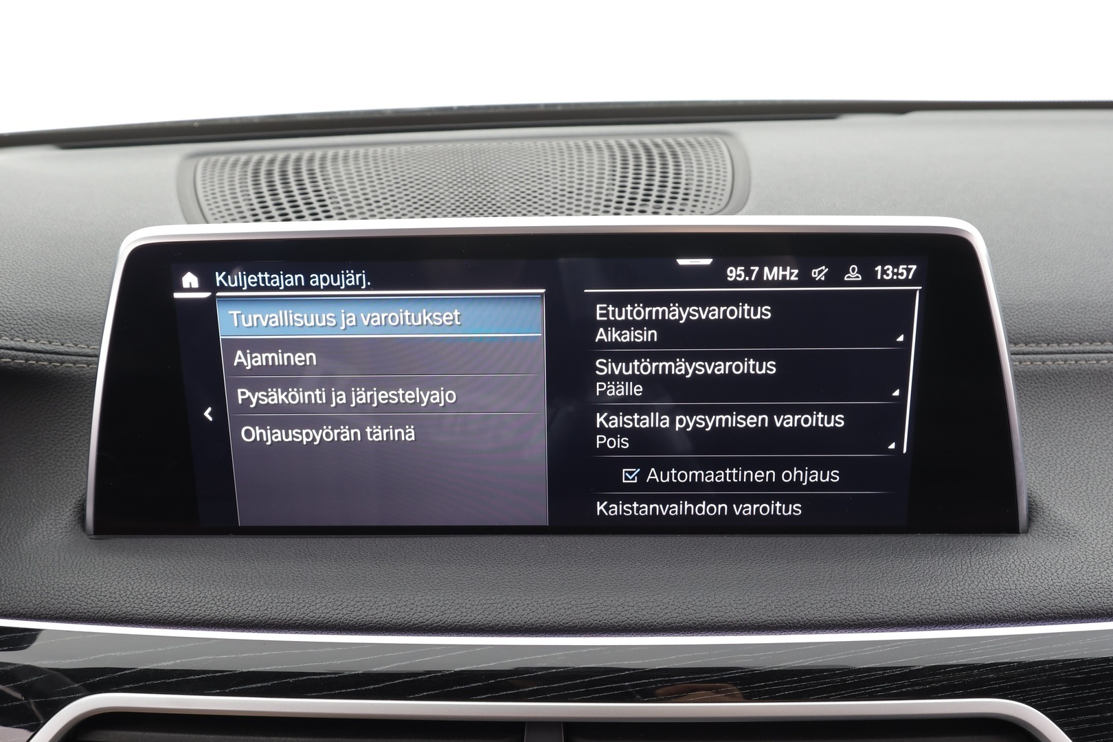 BMW 745 2020