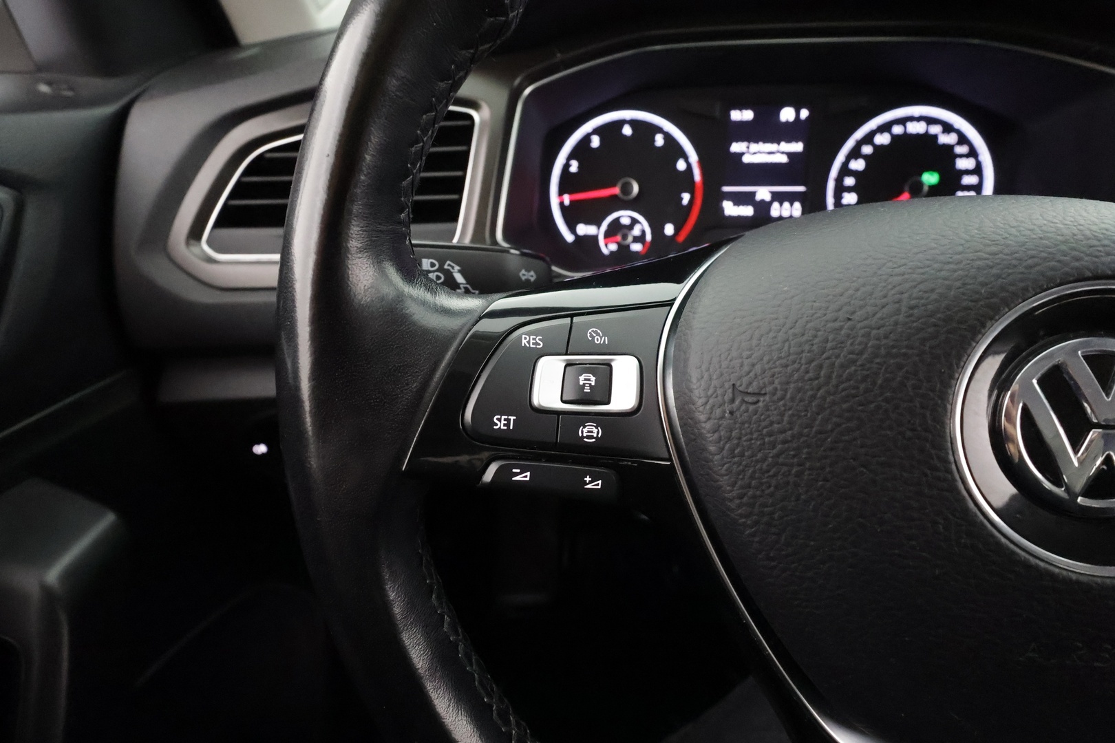 VOLKSWAGEN T-Roc 2020