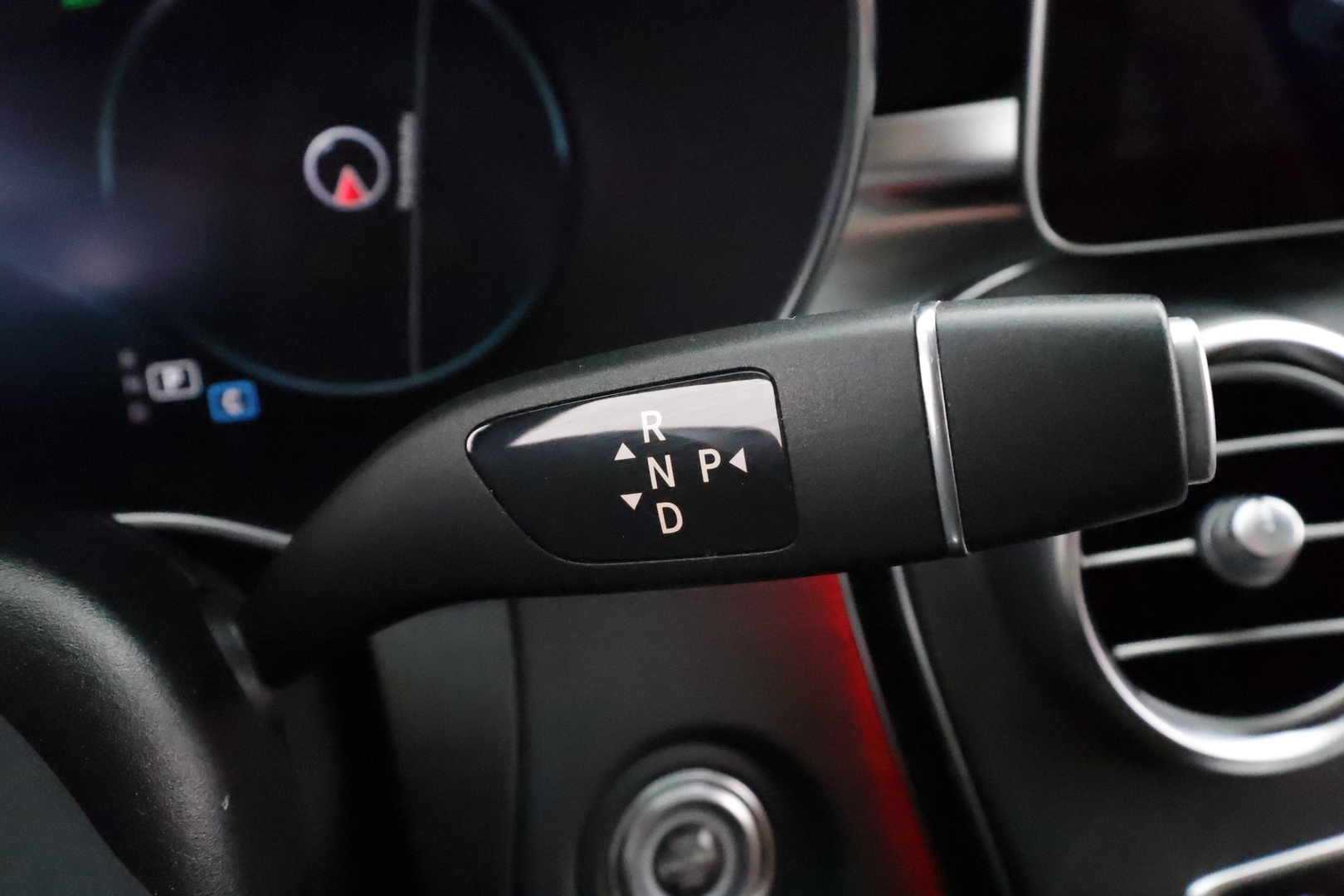 MERCEDES-BENZ C 2019