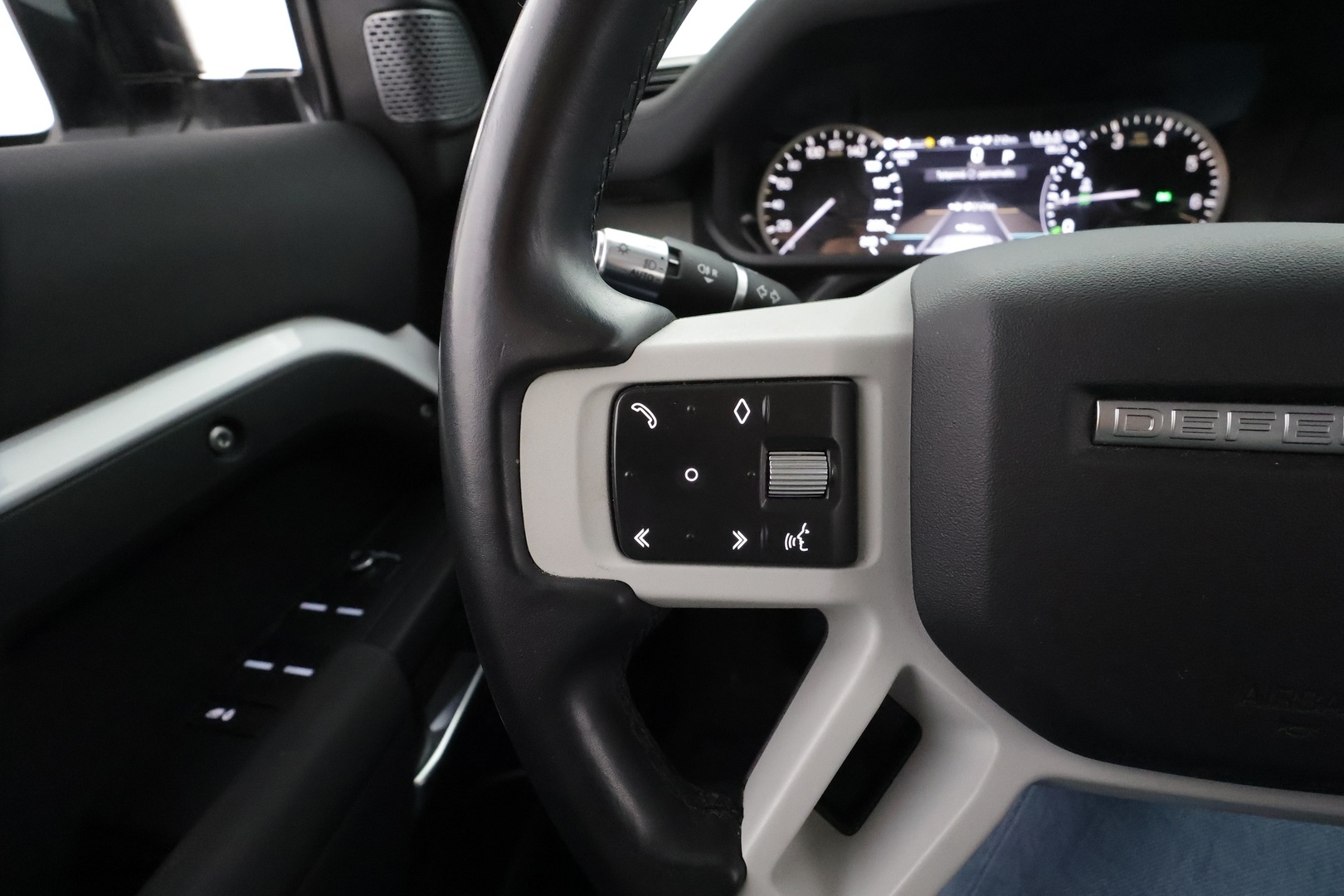 LAND ROVER Defender 2022