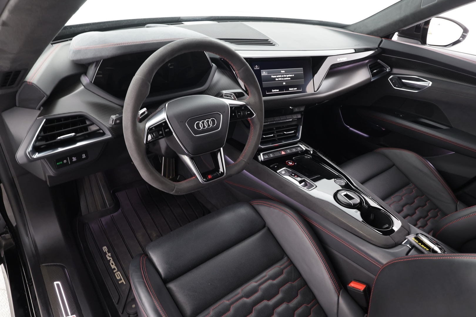 AUDI E-TRON GT RS 2022