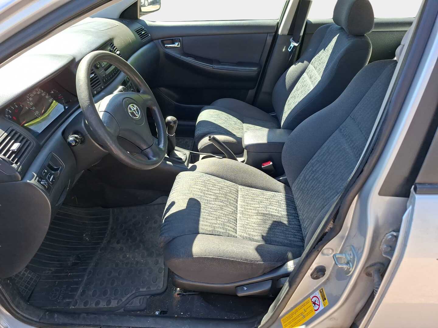 TOYOTA Corolla 2004