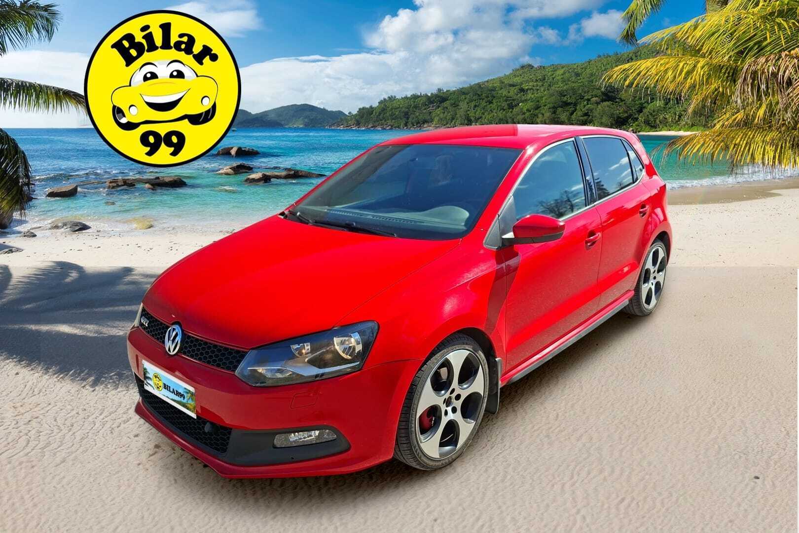 VOLKSWAGEN Polo 2012