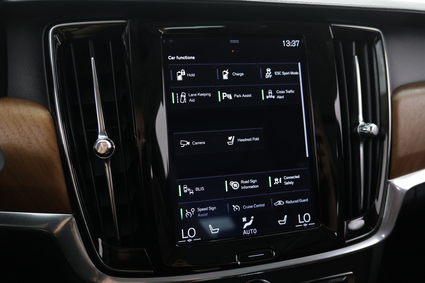 VOLVO V90 2018