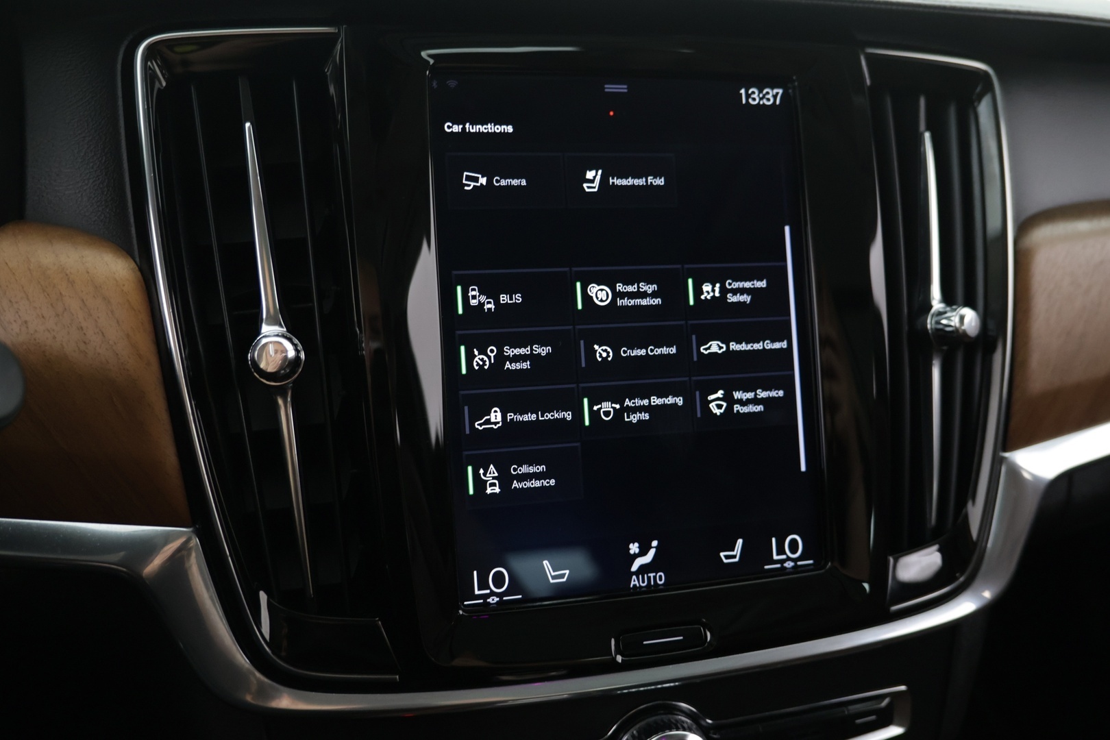 VOLVO V90 2018