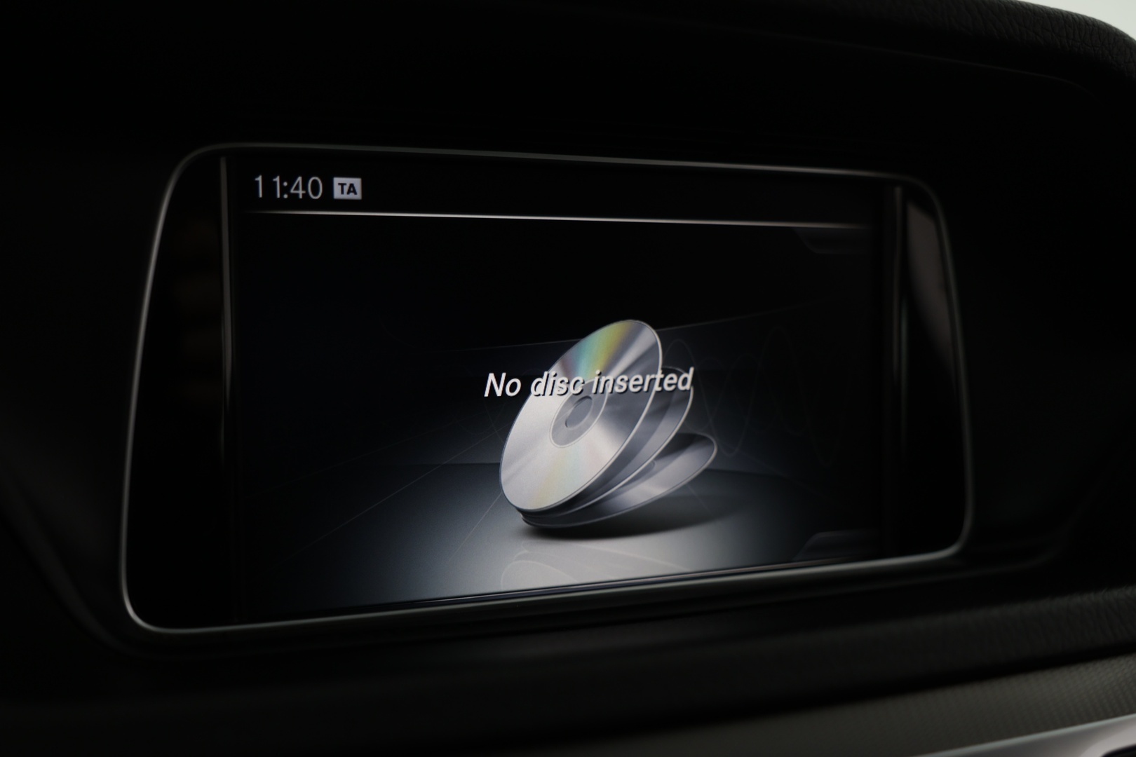 MERCEDES-BENZ E 2015