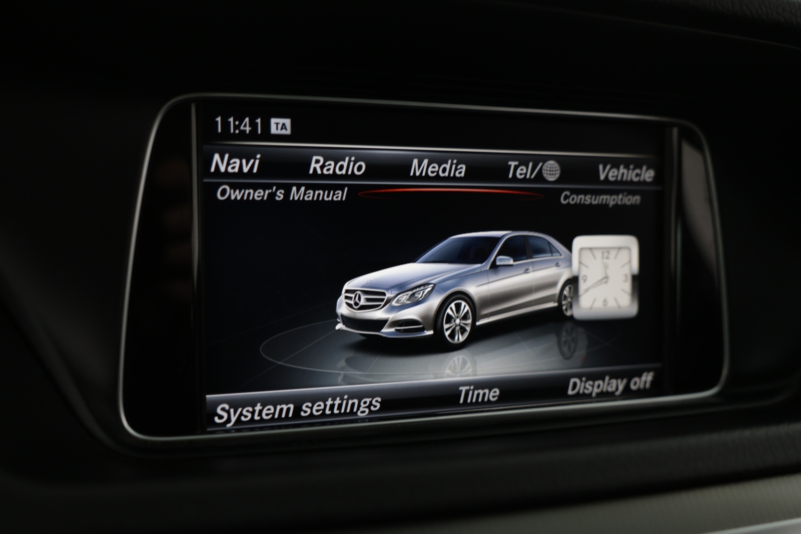 MERCEDES-BENZ E 2015