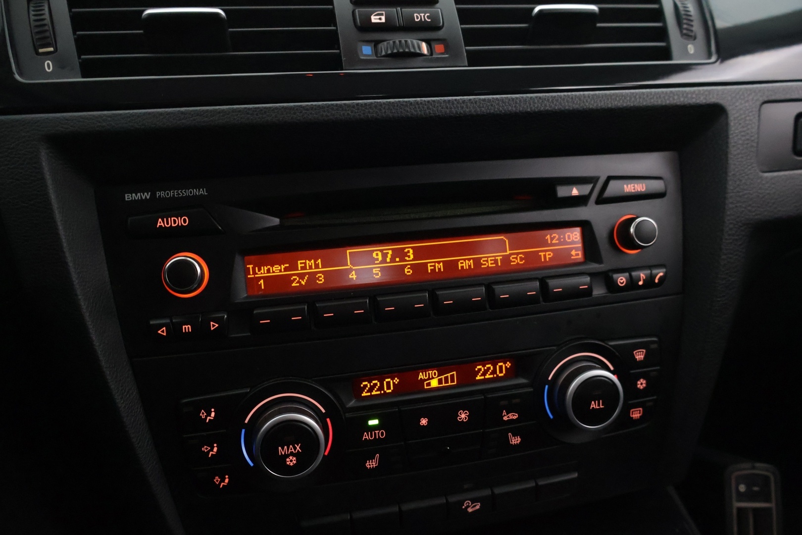 BMW 330 2010
