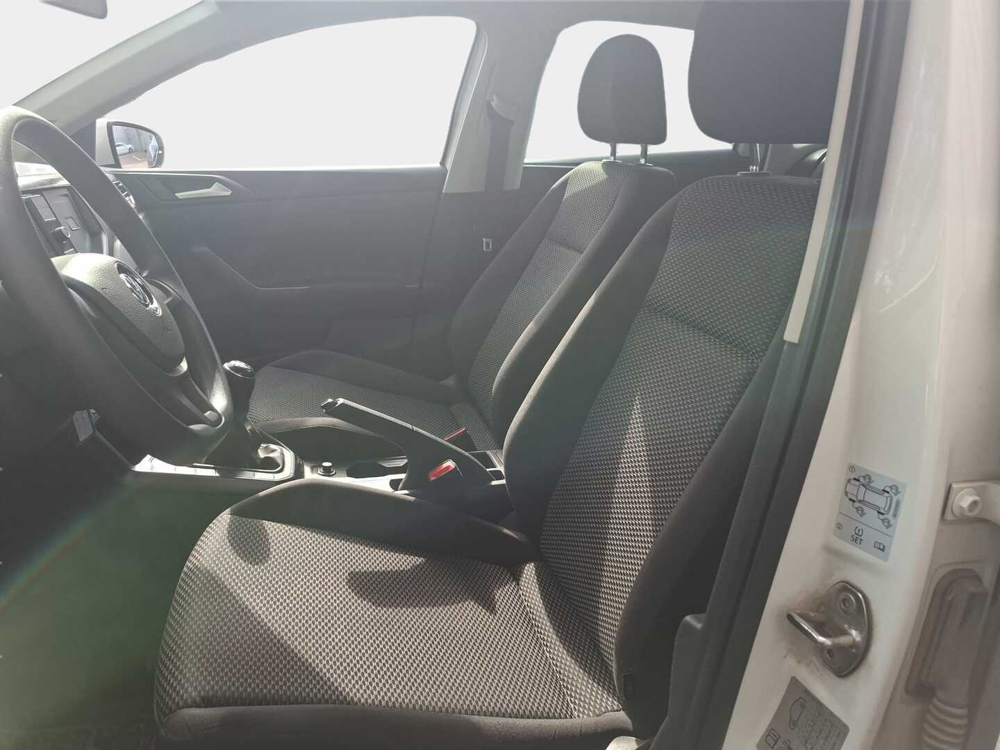 VOLKSWAGEN Polo 2019