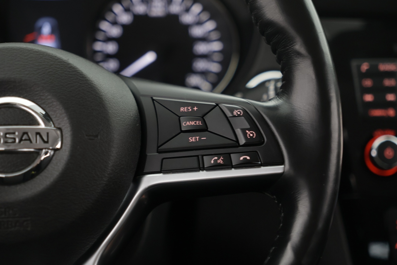 NISSAN X-Trail 2021