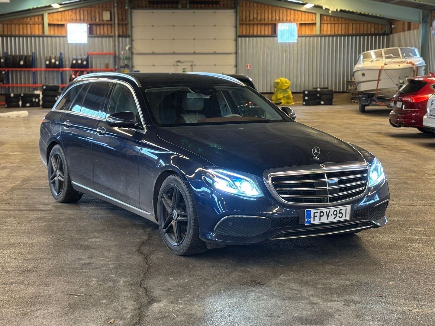 MERCEDES-BENZ E 2017