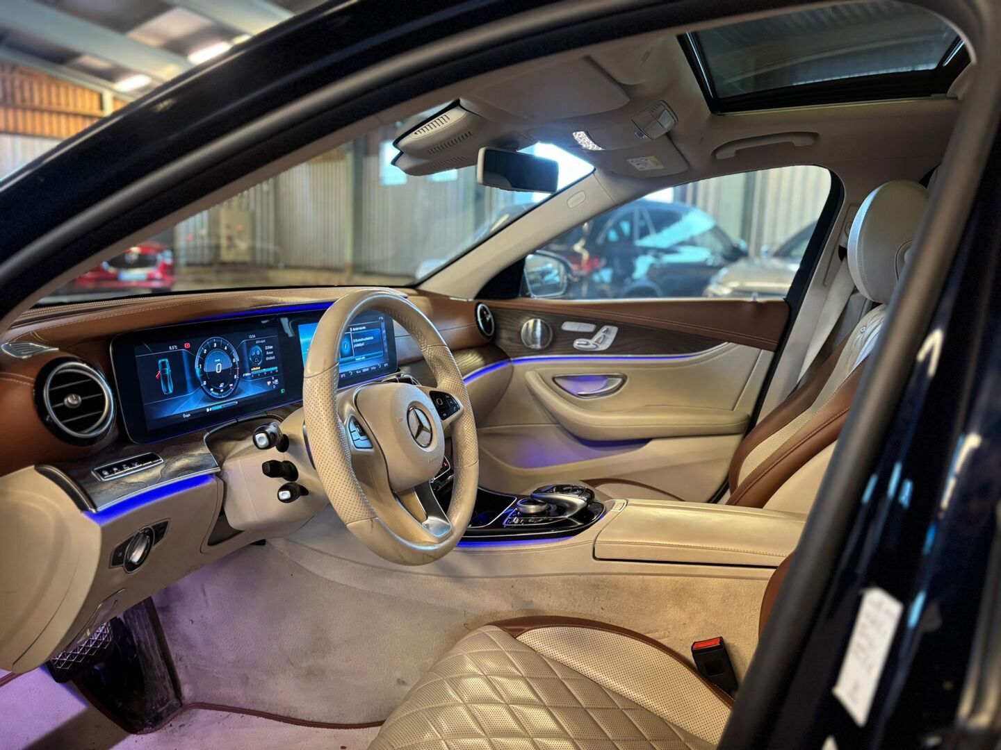 MERCEDES-BENZ E 2017