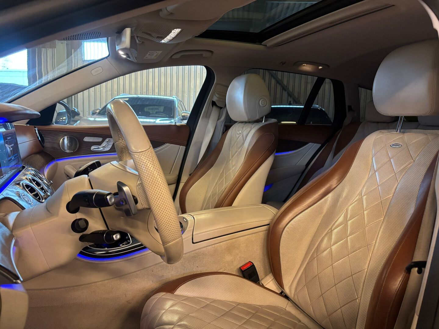 MERCEDES-BENZ E 2017