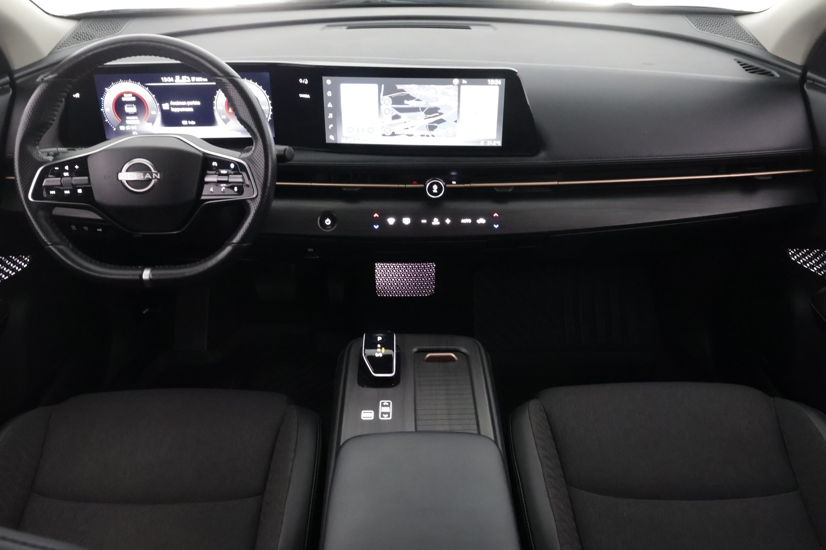 NISSAN Ariya 2023