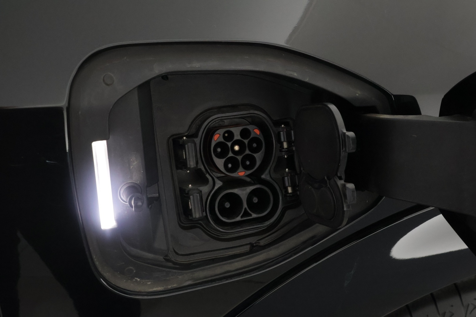 NISSAN Ariya 2023