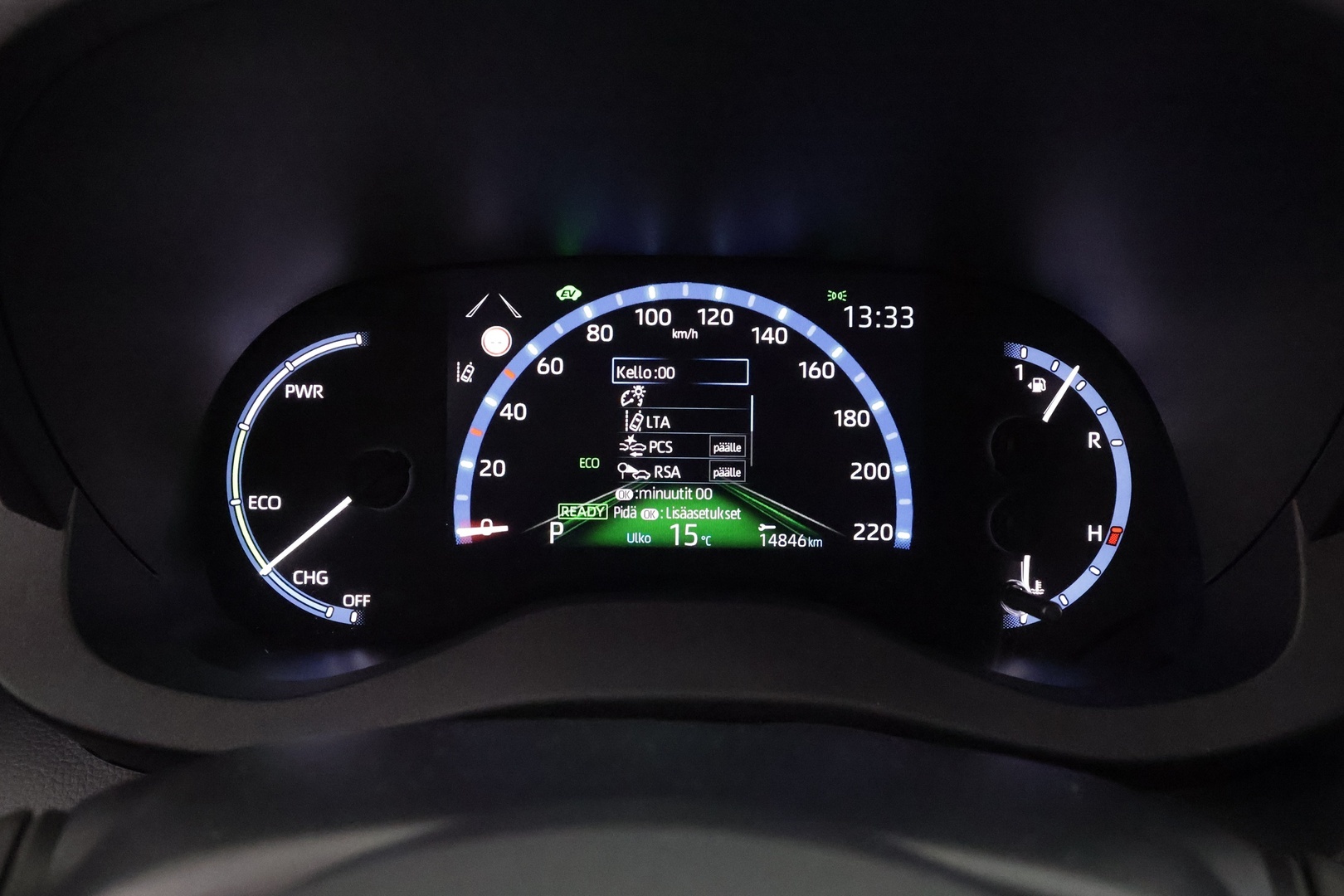 TOYOTA Yaris Cross 2023