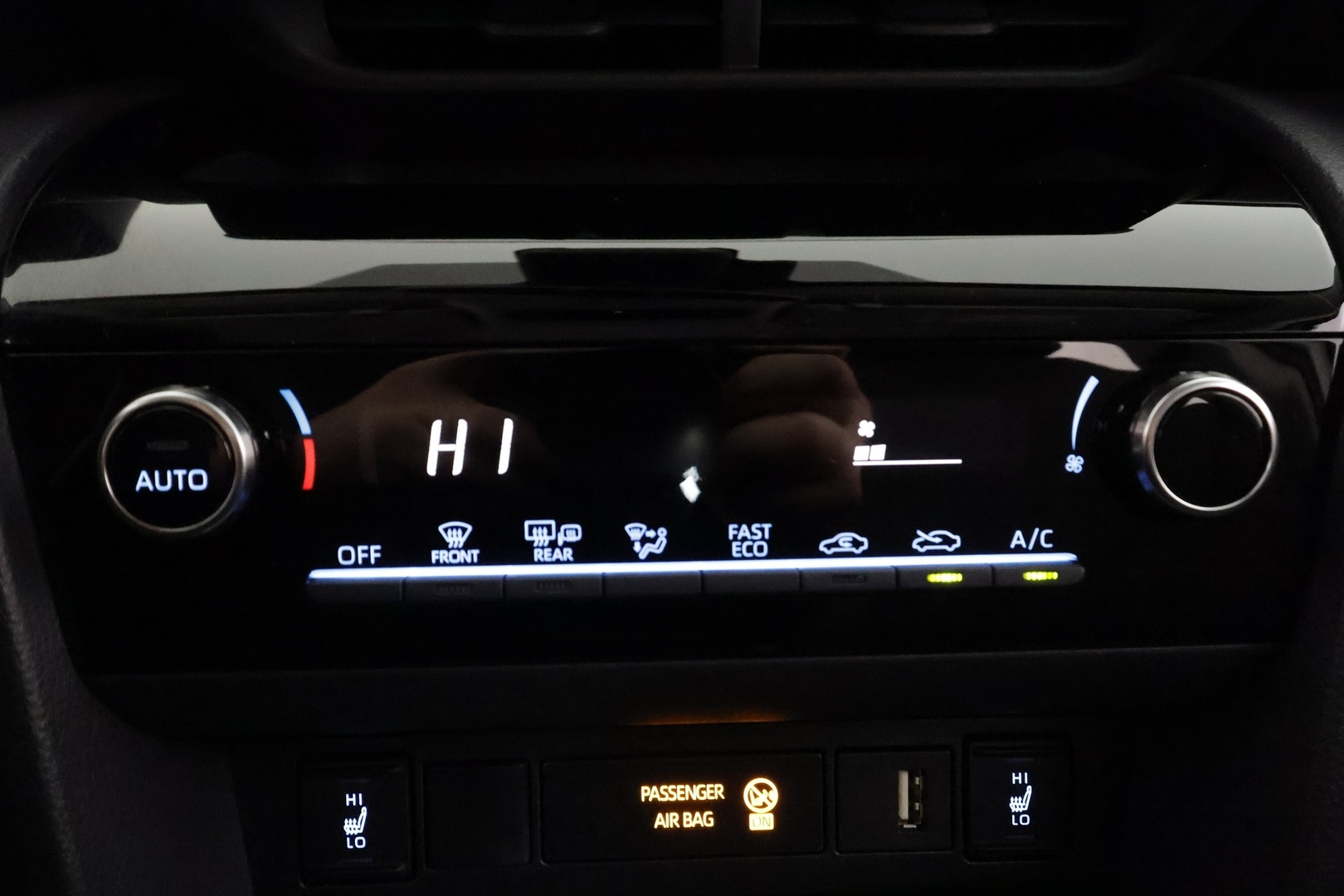 TOYOTA Yaris Cross 2023