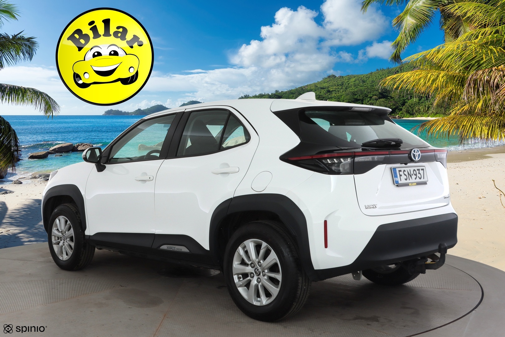 TOYOTA Yaris Cross 2023