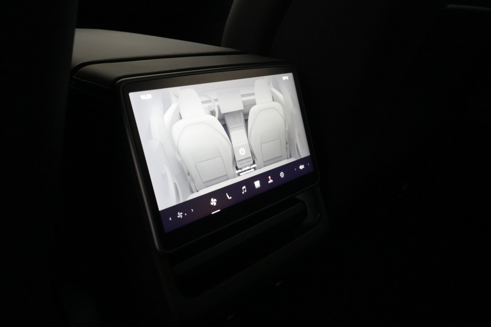 TESLA Model 3 2025