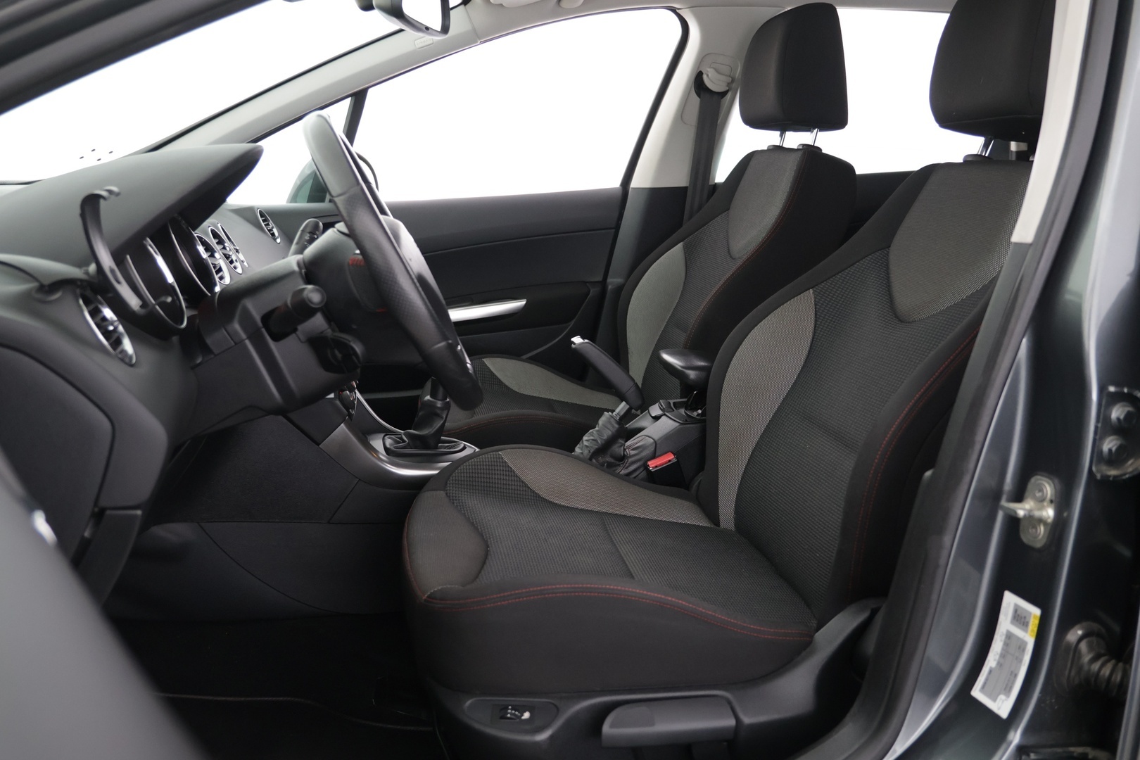 PEUGEOT 308 2013