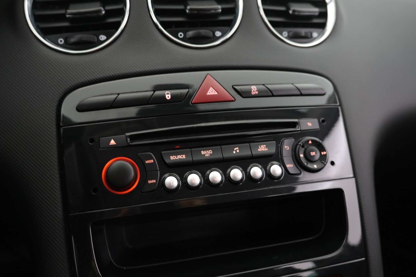 PEUGEOT 308 2013