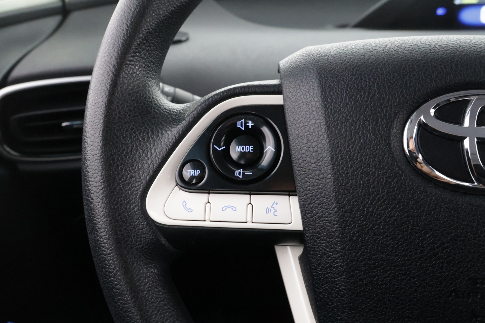 TOYOTA Prius 2016